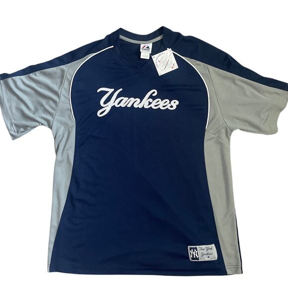 Majestic New York Yankees‎ Baseball Spirit Embroidered Shirt Size XL - Picture 1 of 9